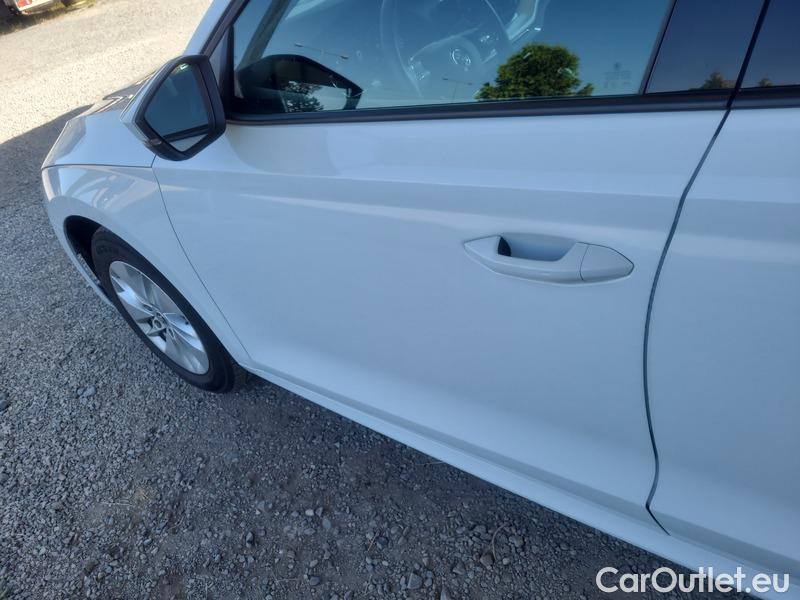  Skoda  Octavia  Combi (NX3)(2020) Oct.Combi 2.0TDI 85 Ambition #2