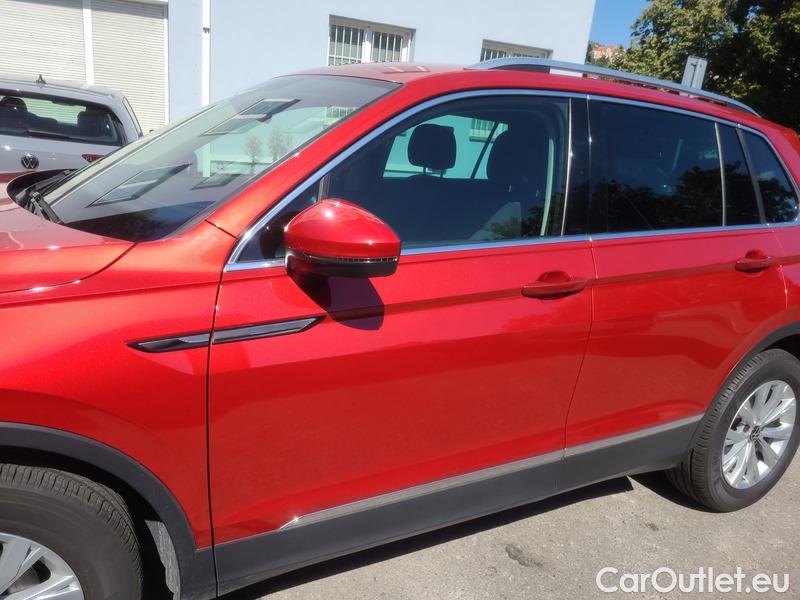  Volkswagen  Tiguan  (AX1)(2020)  2.0TDI 110 Life 5d #2