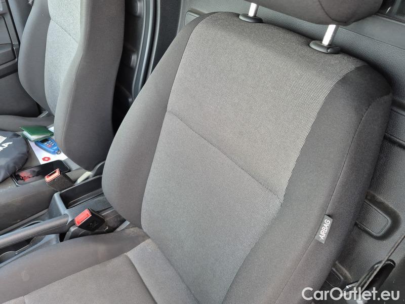  Volkswagen  Caddy  (2010)  2.0 TDI 55 4d #5
