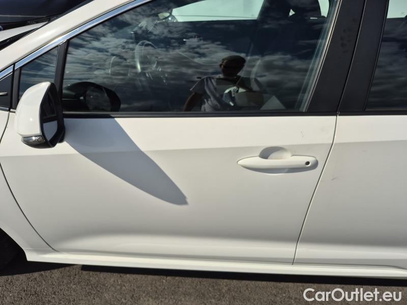  Toyota  Corolla  Sedan (2007)  1.8Hyb.Active AT #4
