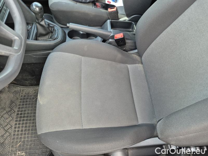  Volkswagen  Caddy  (2010)  2.0 TDI 55 4d #4