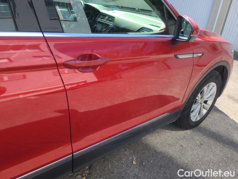  Volkswagen  Tiguan  (AX1)(2020)  2.0TDI 110 Life 5d #19