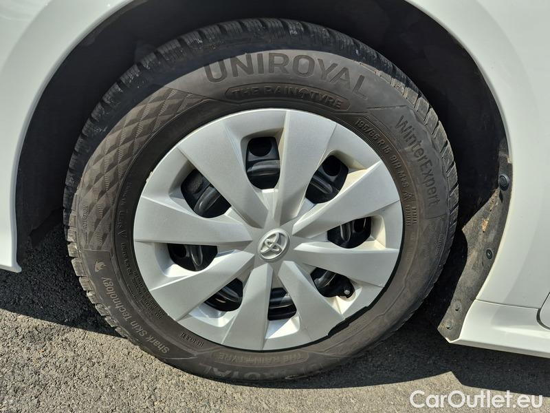  Toyota  Corolla  Sedan (2007)  1.8Hyb.Active AT #2