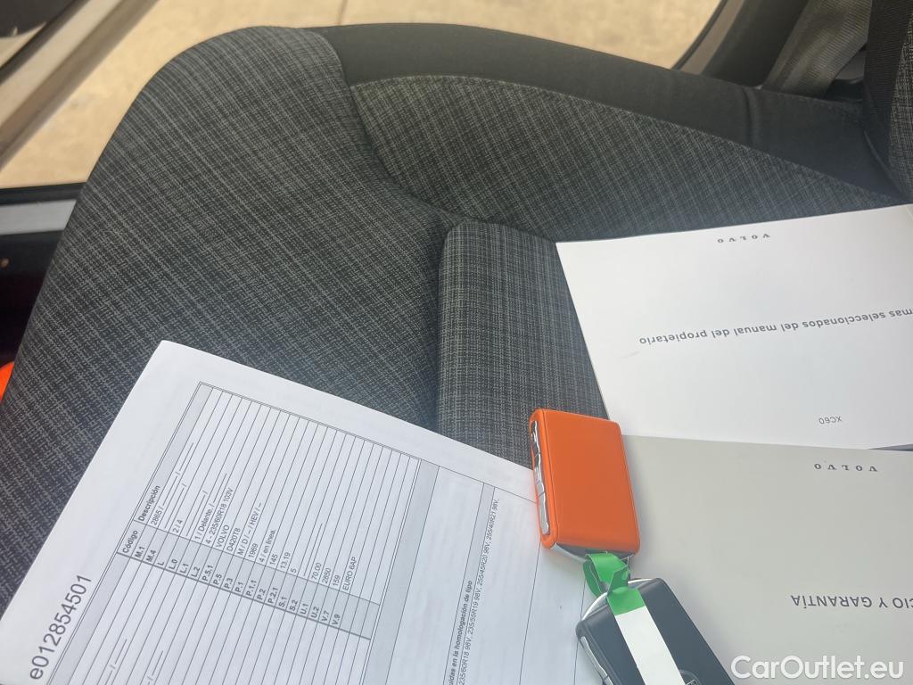  Volvo  XC60 VOLVO  / 2017 / 5P / todoterreno 2.0 B4 D Core Auto #16