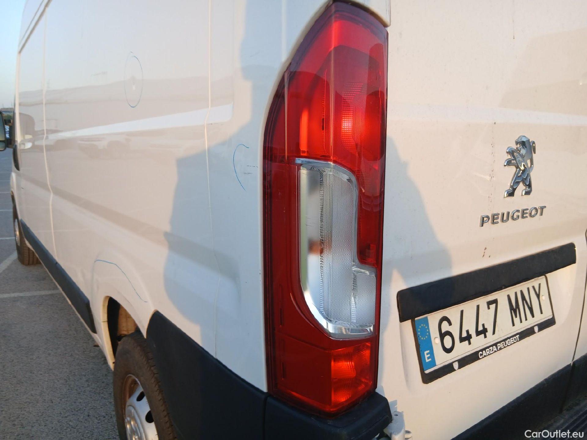  Peugeot  Boxer  Gran Volumen 435 L3H3 BlueHDi 140 Start&Stop 2.2 HDi 140CV MT6 E6dT #24