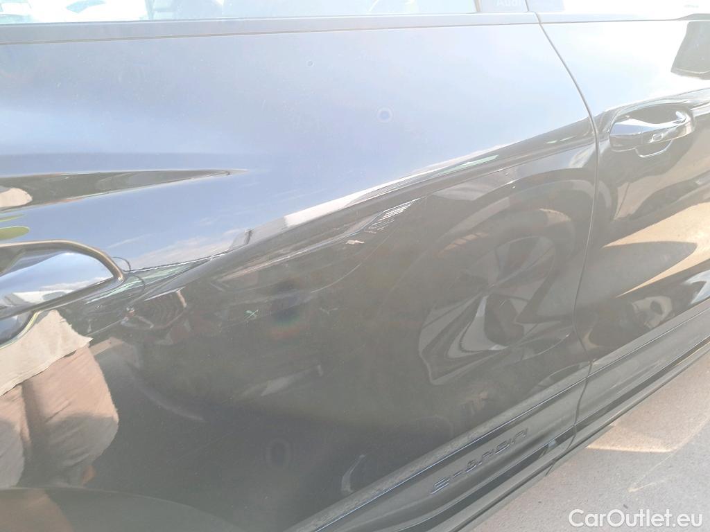  Audi  E-TRON AUDI Q6  / 2024 / 5P / todoterreno S Line Quattro #14