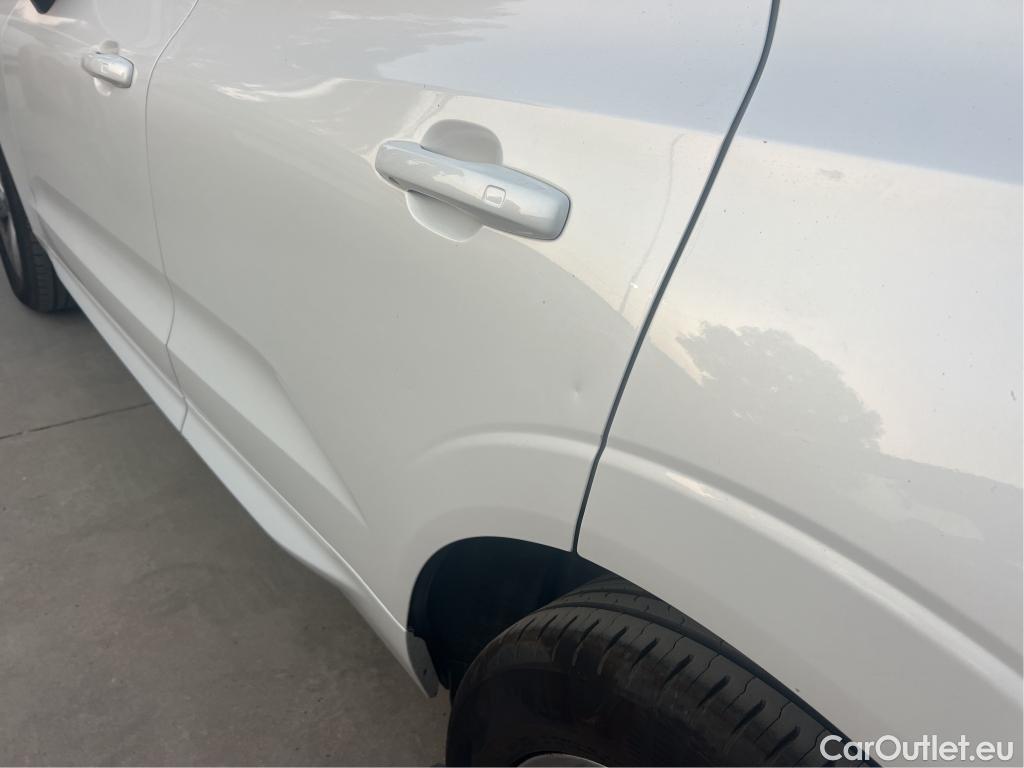 Volvo  XC60 VOLVO  / 2017 / 5P / todoterreno 2.0 B4 D Core Auto #5