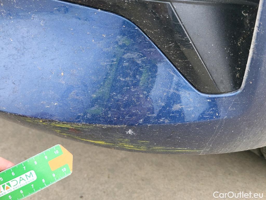  Bmw  Serie 3 BMW  / 2018 / 4P / sedán 320e #16