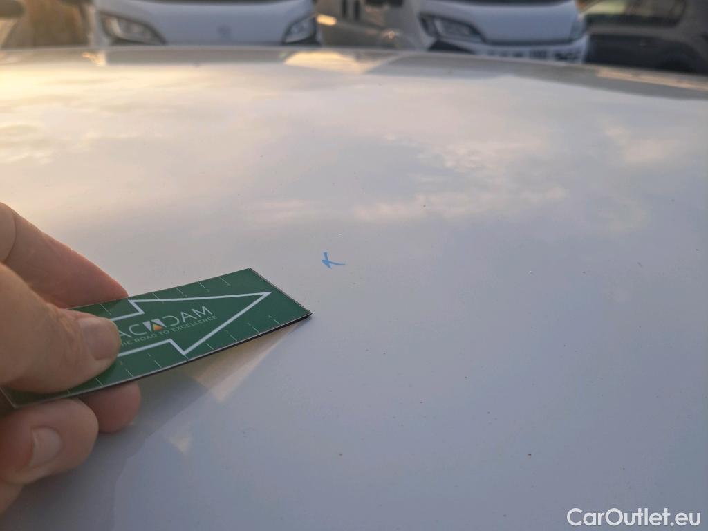  Bmw  X2 BMW  / 2017 / 5P / todoterreno sDrive18d #7