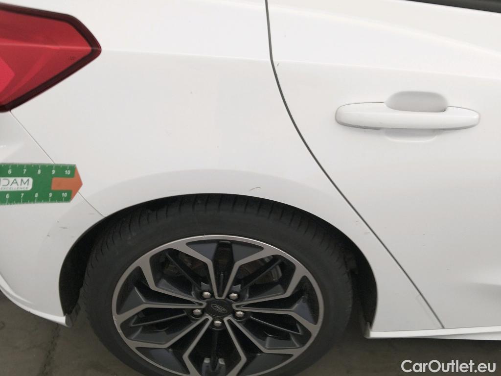  Ford  Focus FORD  / 2018 / 5P / berlina con portón 1.0 Ecoboost MHEV 92kW ST-Line #23