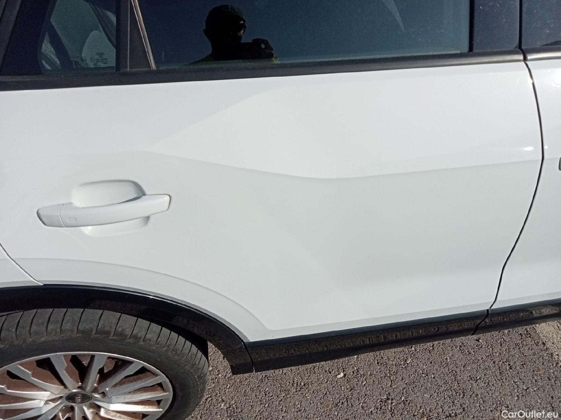  Audi  Q2 AUDI  / 2016 / 5P / todoterreno Design 30 TFSI 85kW (116CV) (AC) #20