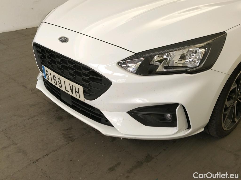  Ford  Focus FORD  / 2018 / 5P / berlina con portón 1.0 Ecoboost MHEV 92kW ST-Line #15