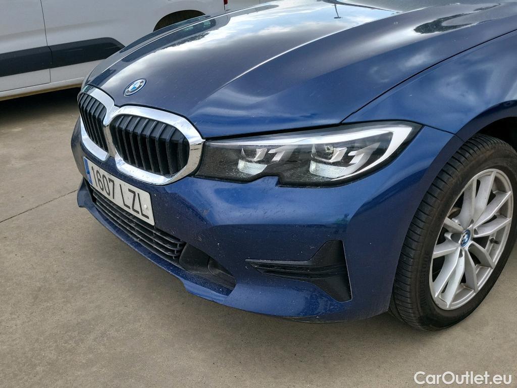  Bmw  Serie 3 BMW  / 2018 / 4P / sedán 320e #15