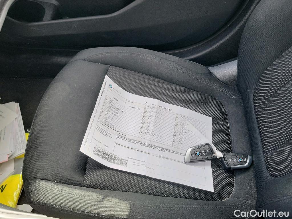  Bmw  Serie 3 BMW  / 2018 / 4P / sedán 320e #14