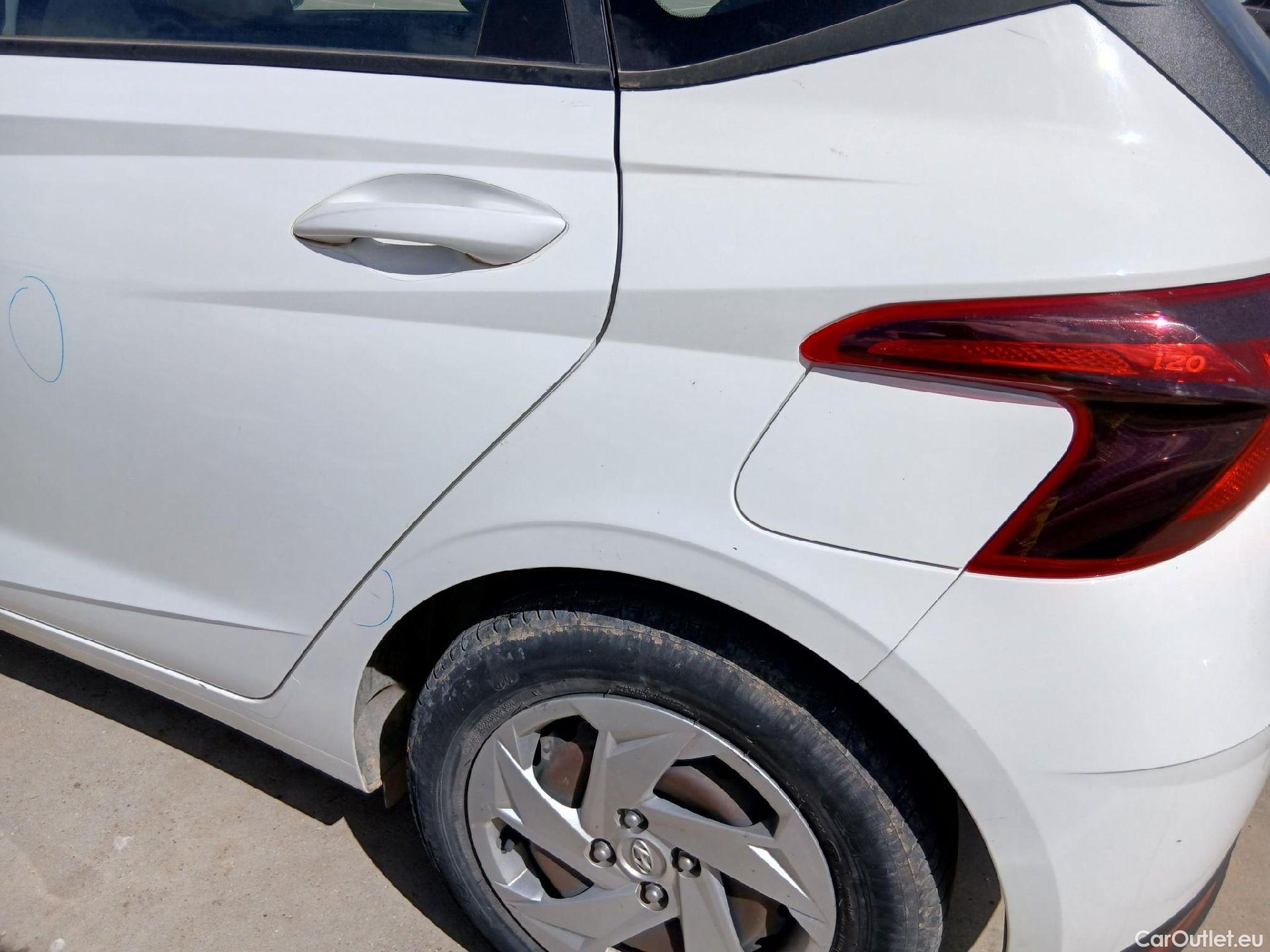  Hyundai  i20 HYUNDAI  / 2020 / 5P / berlina con portón 1.0 TGDI 74kW (100CV) 48V Essence #31