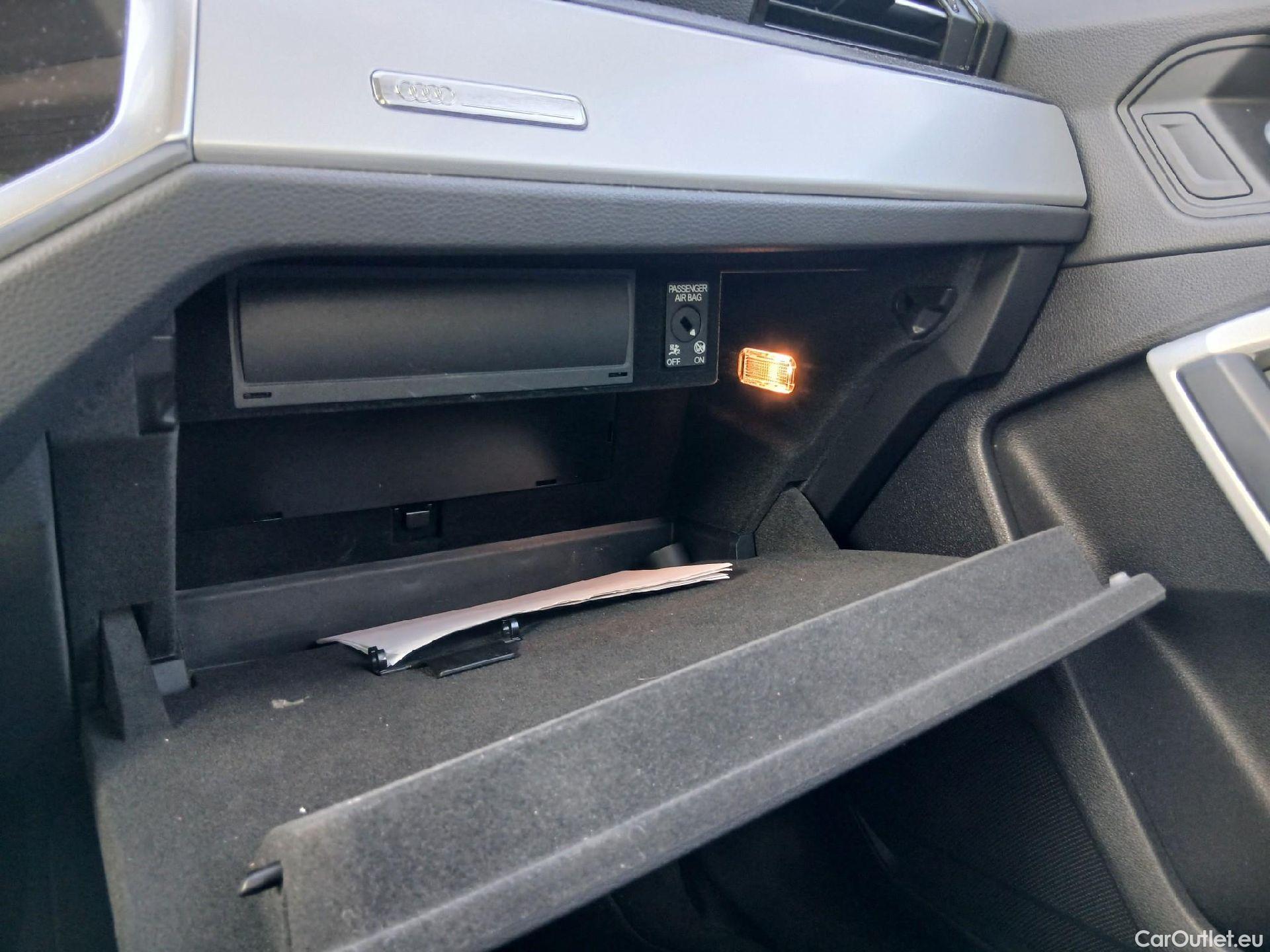  Audi  Q3 AUDI  Sportback / 2019 / 5P / todoterreno Advanced 35 TDI 110kW (150CV) #2