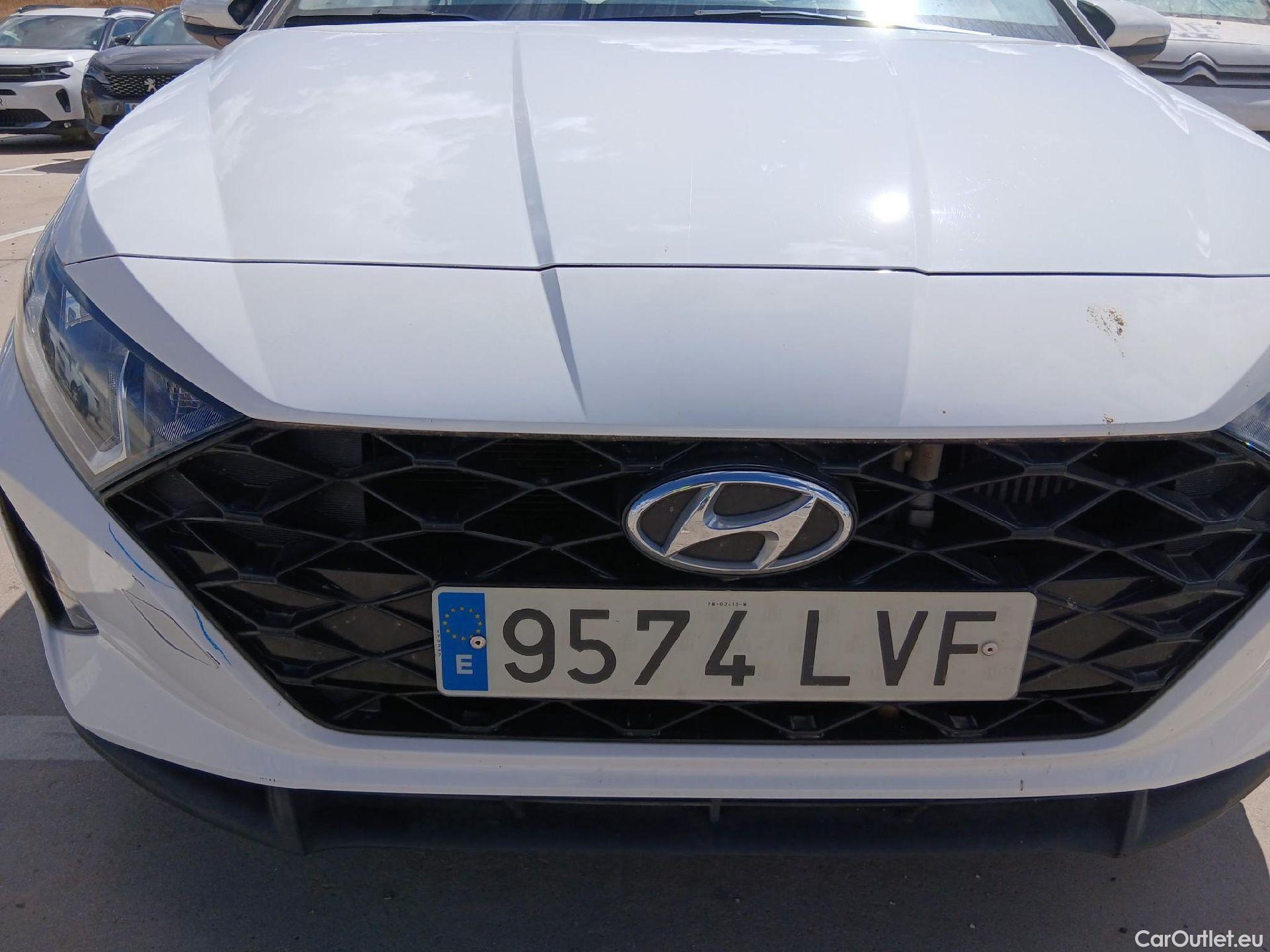  Hyundai  i20 HYUNDAI  / 2020 / 5P / berlina con portón 1.0 TGDI 74kW (100CV) 48V Essence #10
