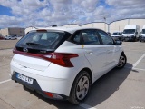 i20