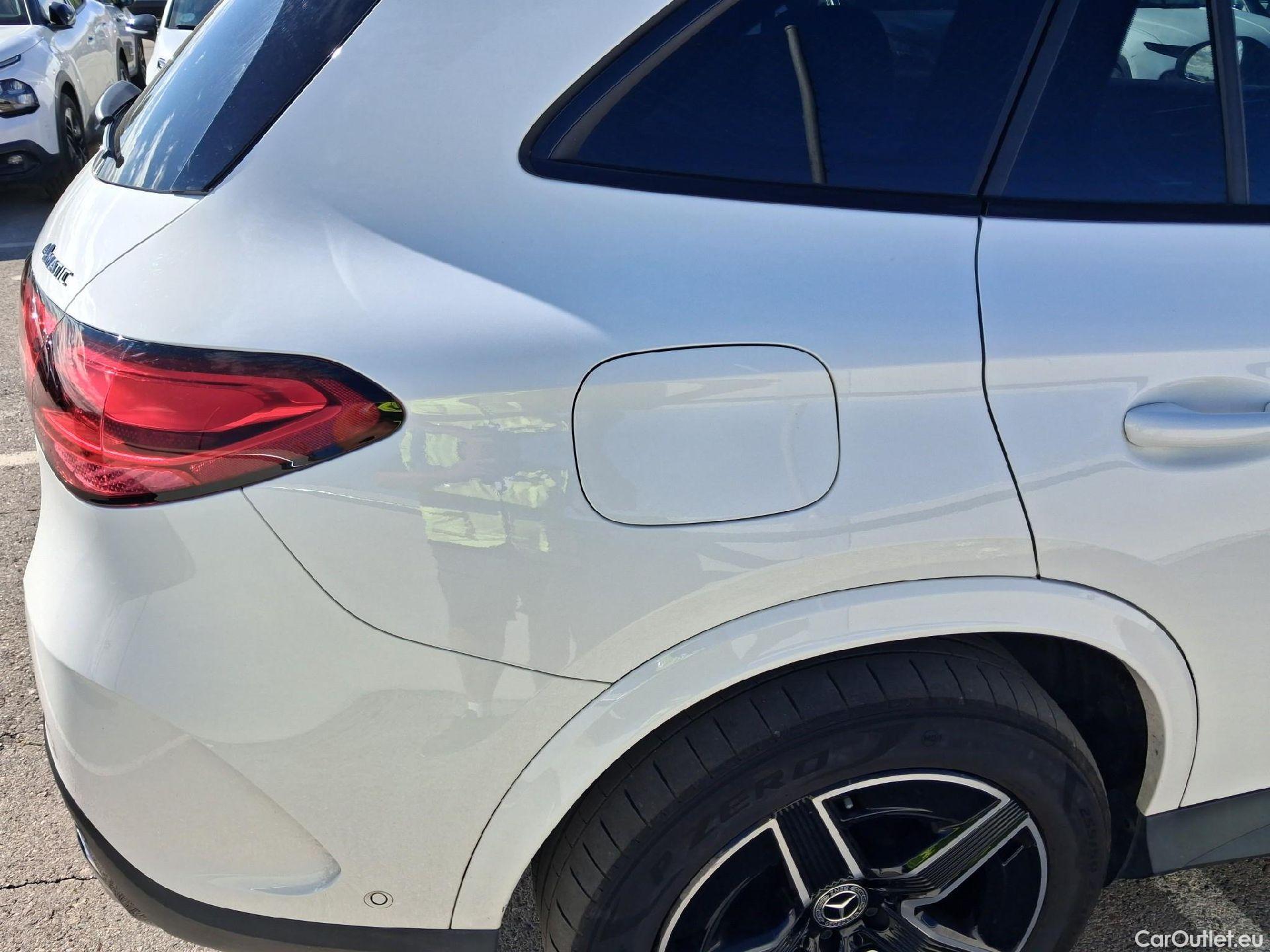  Mercedes  GLC MERCEDES-BENZ  / 2022 / 5P / todoterreno  300 de 4MATIC #33