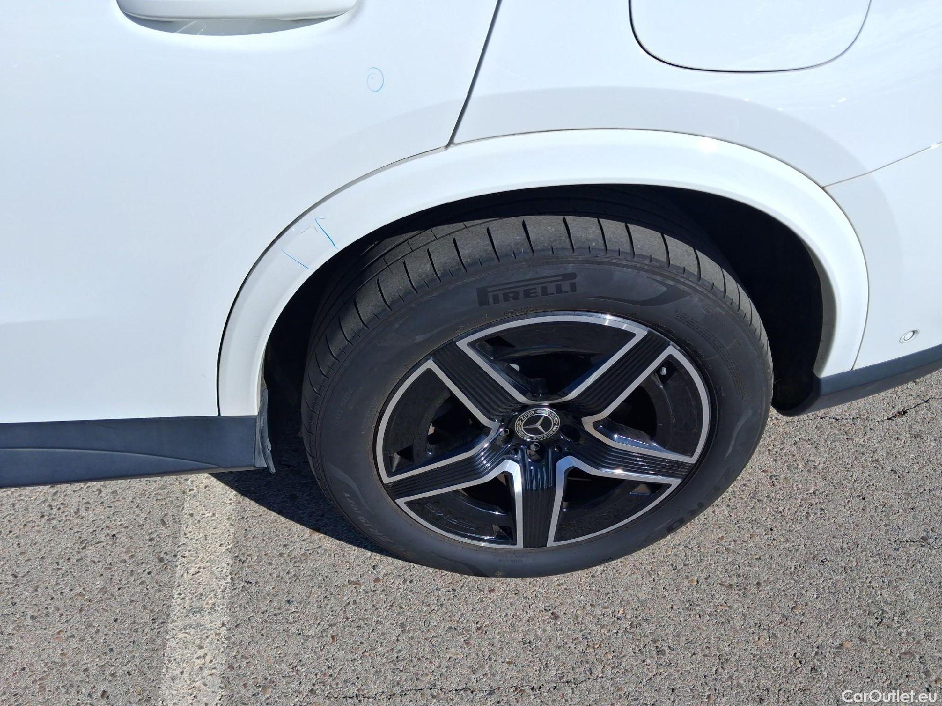  Mercedes  GLC MERCEDES-BENZ  / 2022 / 5P / todoterreno  300 de 4MATIC #44