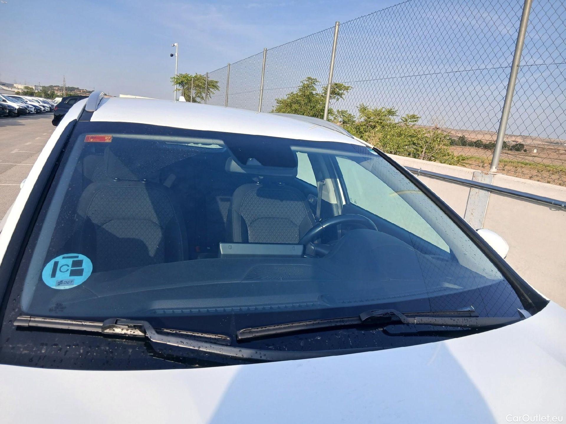  KIA  XCeed KIA  / 2019 / 5P / todoterreno 1.0 T-GDi Drive 88kW (120CV) #5