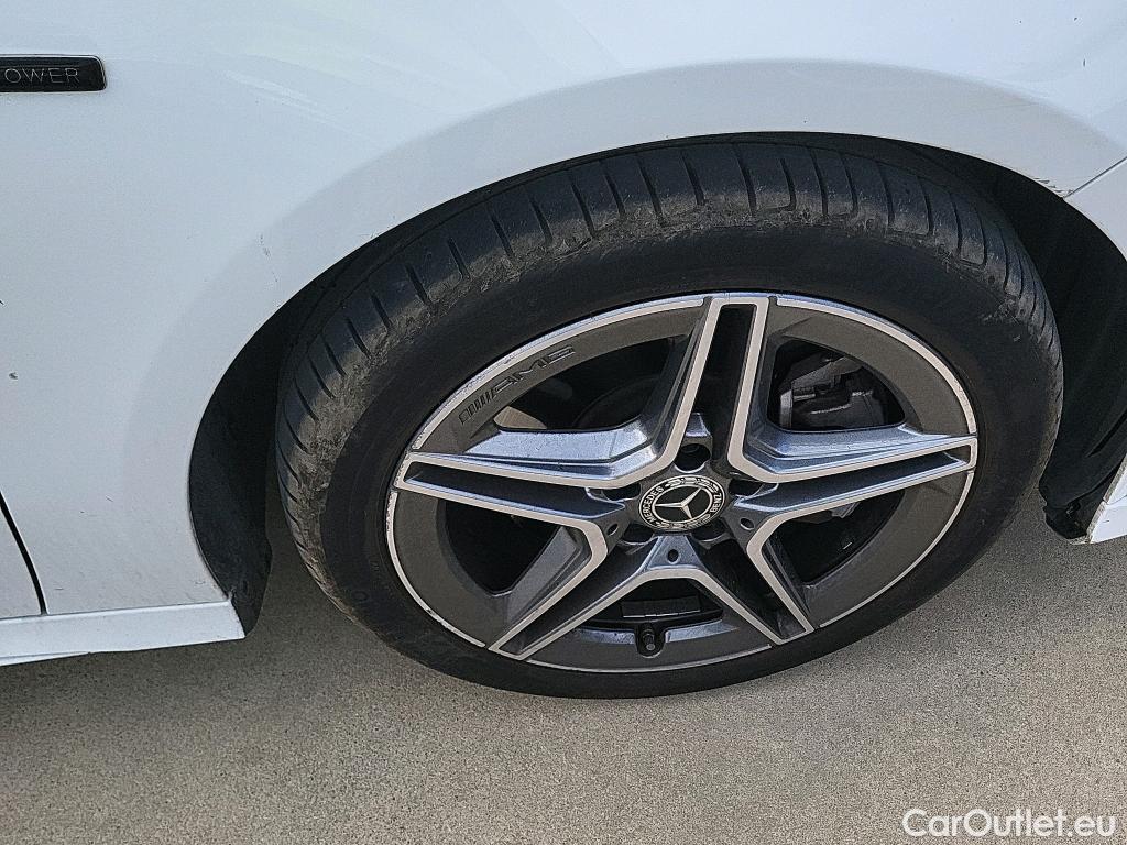  Mercedes  A-Klasse MERCEDES-BENZ Clase A / 2018 / 5P / berlina con portón A 250 e #7