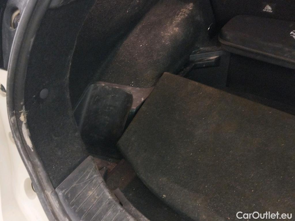  Nissan  Qashqai NISSAN  / 2021 / 5P / todoterreno DIG-T 116kW mHEV Xtronic 4x4 N-Connecta #6