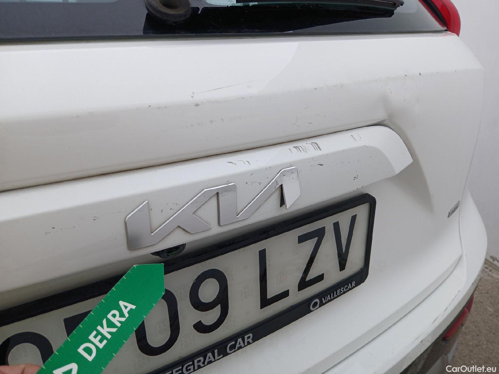  KIA  Niro KIA  / 2022 / 5P / crossover 1.6 GDi HEV 104kW (141CV) Drive #60