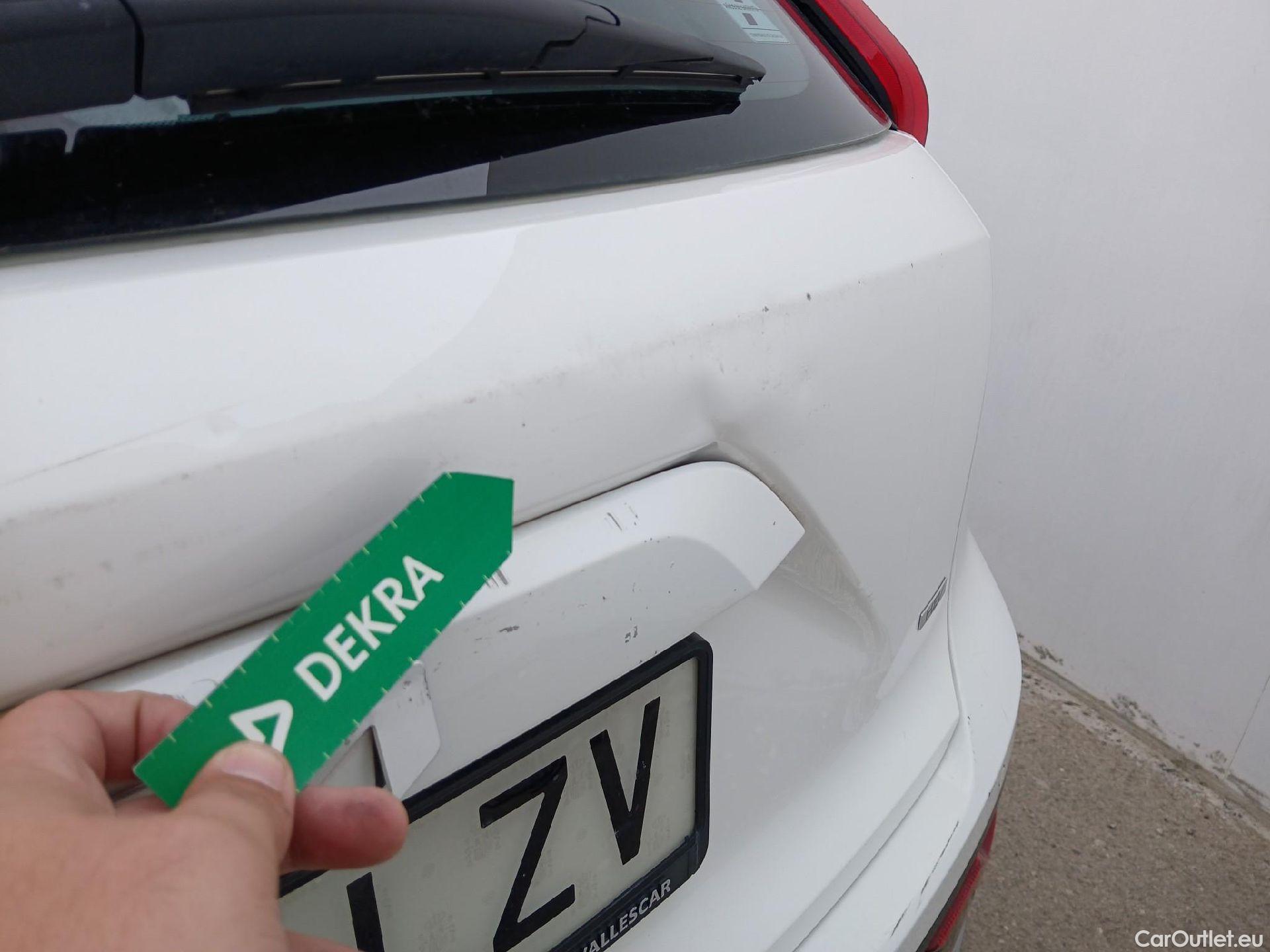  KIA  Niro KIA  / 2022 / 5P / crossover 1.6 GDi HEV 104kW (141CV) Drive #57