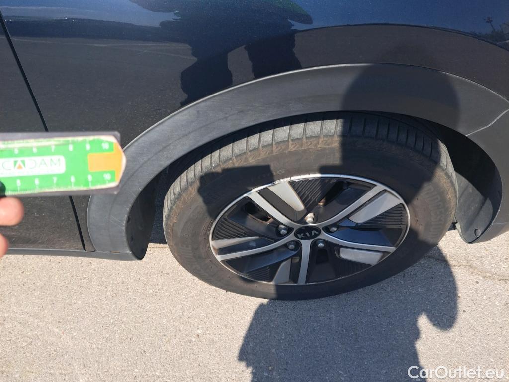  KIA  Niro KIA  1.6 GDi PHEV 104kW (141CV) Drive (AC) #11