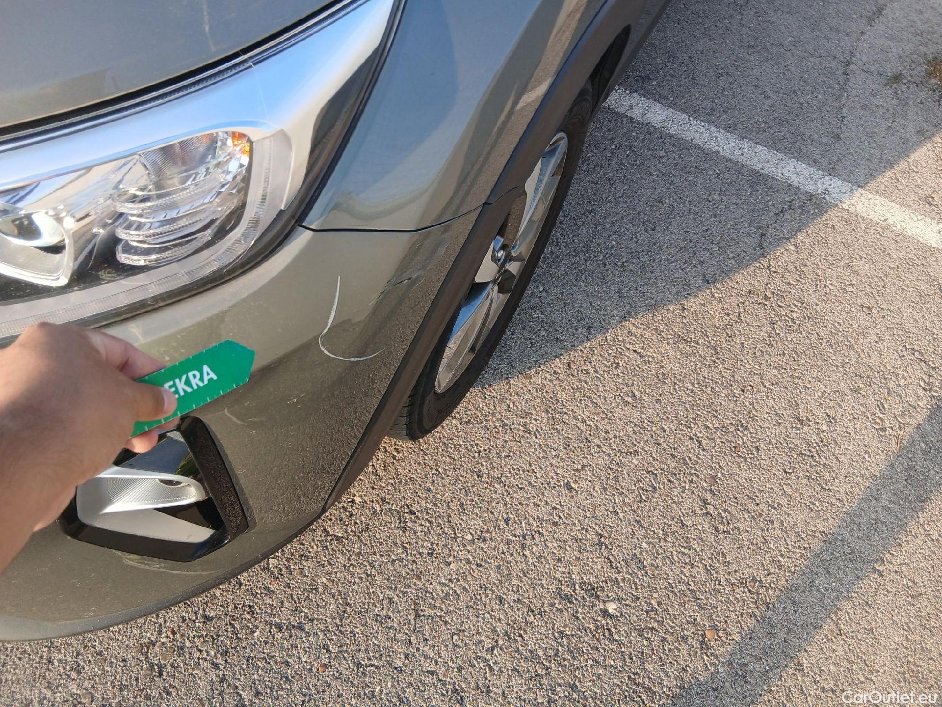  KIA  STONIC KIA  / 2017 / 5P / todoterreno 1.0 T-GDi 88kW (120CV) MHEV iMT Drive #4