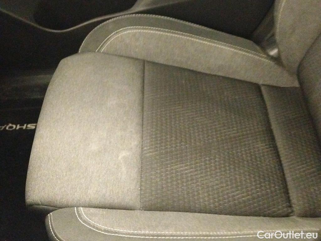  Nissan  Qashqai NISSAN  / 2021 / 5P / todoterreno DIG-T 116kW mHEV Xtronic 4x4 N-Connecta #9