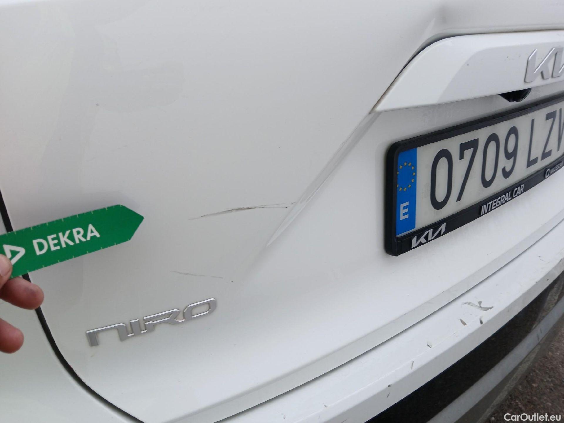  KIA  Niro KIA  / 2022 / 5P / crossover 1.6 GDi HEV 104kW (141CV) Drive #55