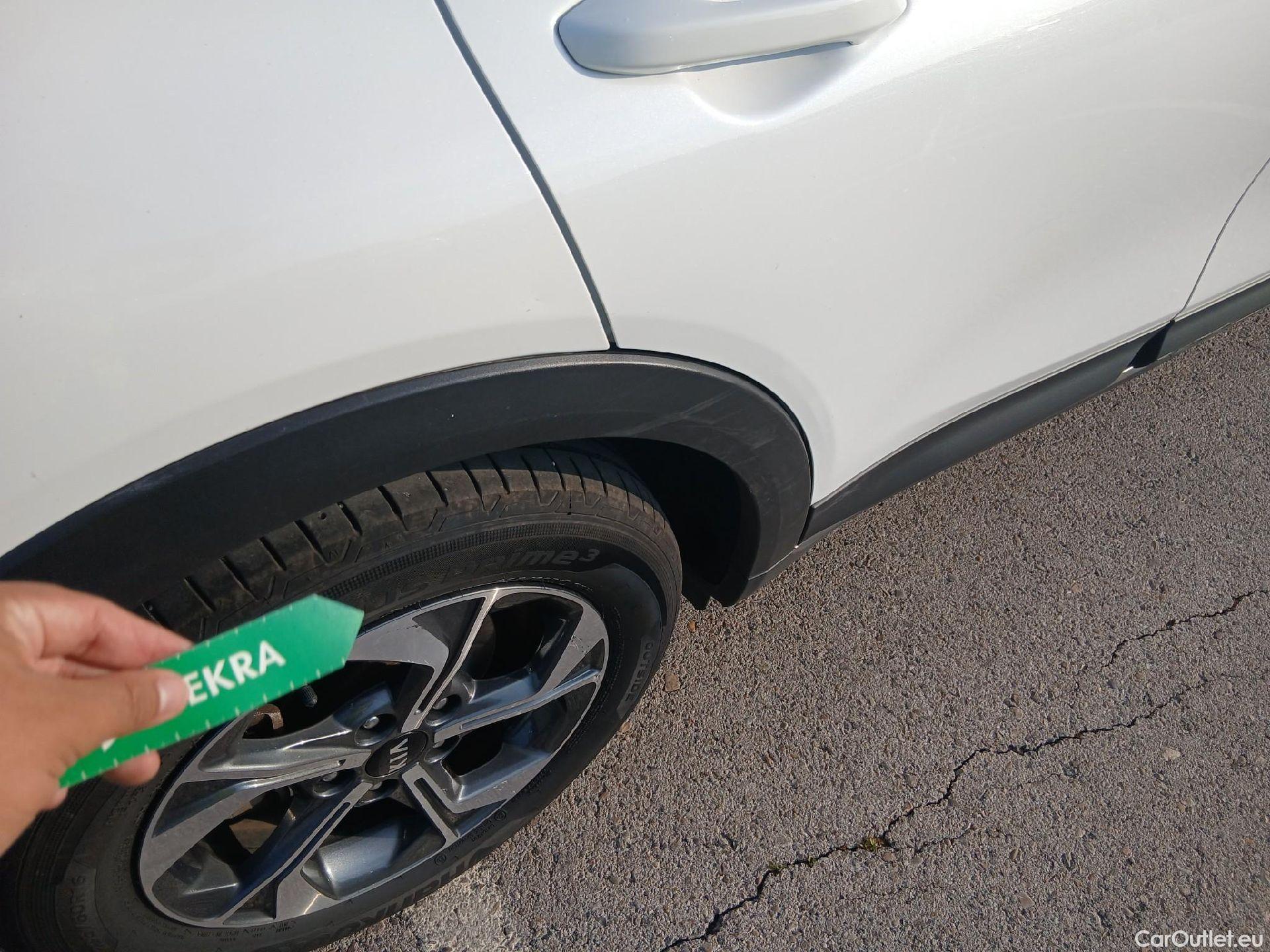  KIA  XCeed KIA  / 2019 / 5P / todoterreno 1.0 T-GDi Drive 88kW (120CV) #10