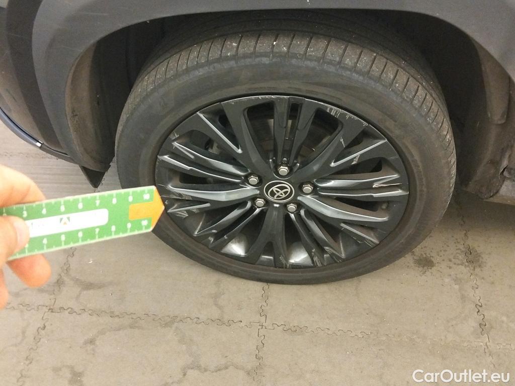  Toyota  Yaris Cross TOYOTA  / 2021 / 5P / todoterreno 1.5 120H Adventure #24