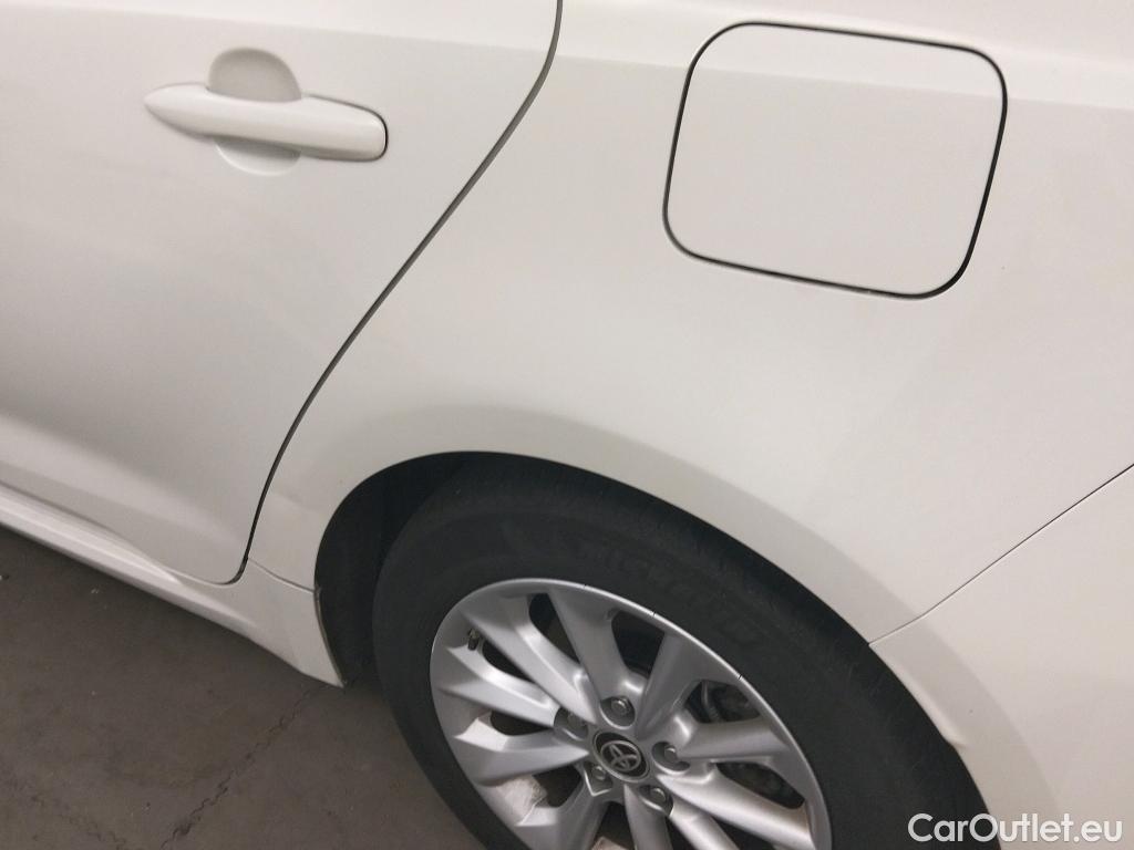  Toyota  Corolla TOYOTA  / 2019 / 4P / sedán 1.8 125H BUSINESS PLUS E-CVT SEDAN #3