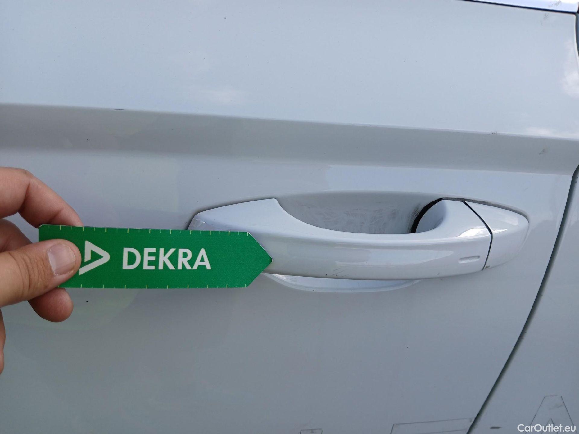  Skoda  Karoq SKODA  / 2021 / 5P / todoterreno 2.0 TDI 85kW (115CV) DSG Ambition #21