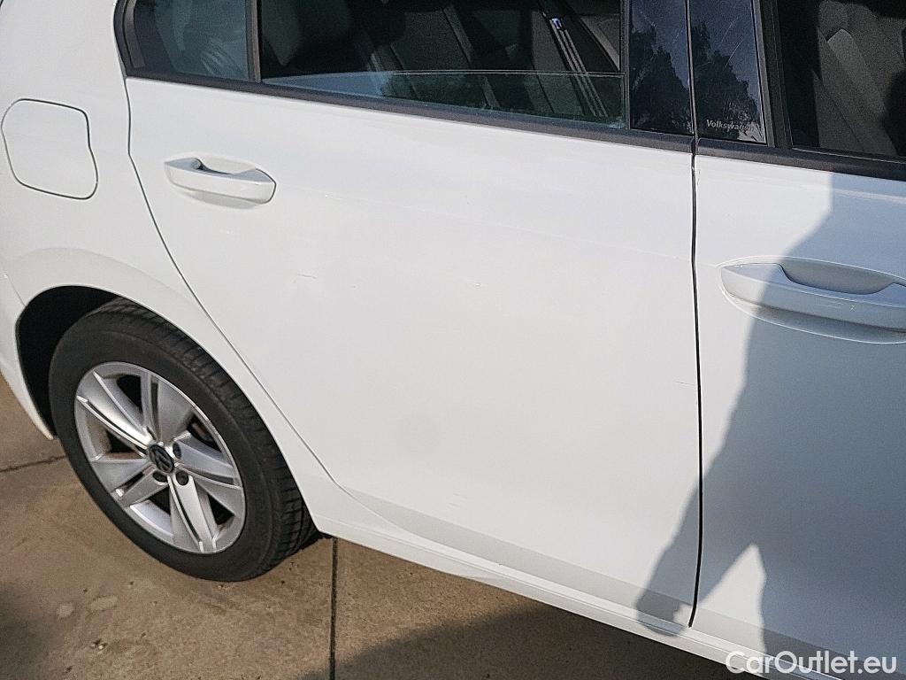  Volkswagen  Golf  VOLKSWAGEN / 2020 / 5P / berlina con portón 2.0 TDI 85kW (115CV) #9
