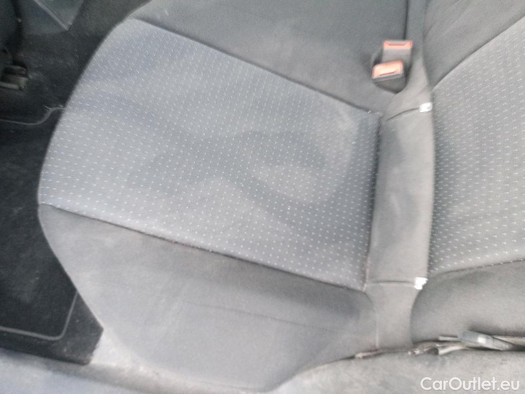  Seat  Ibiza SEAT  / 2017 / 5P / berlina con portón 1.0 TSI 81kW (110CV) Style #13