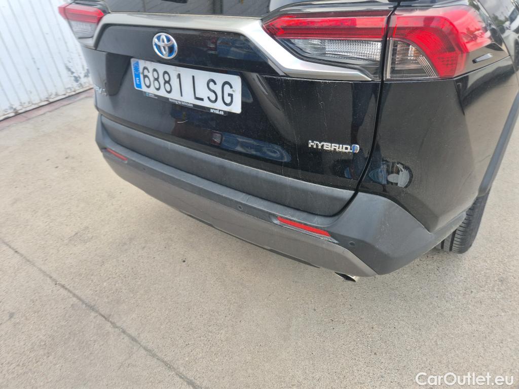  Toyota  RAV4 TOYOTA  / 2018 / 5P / todoterreno 2.5l 220H Advance #31