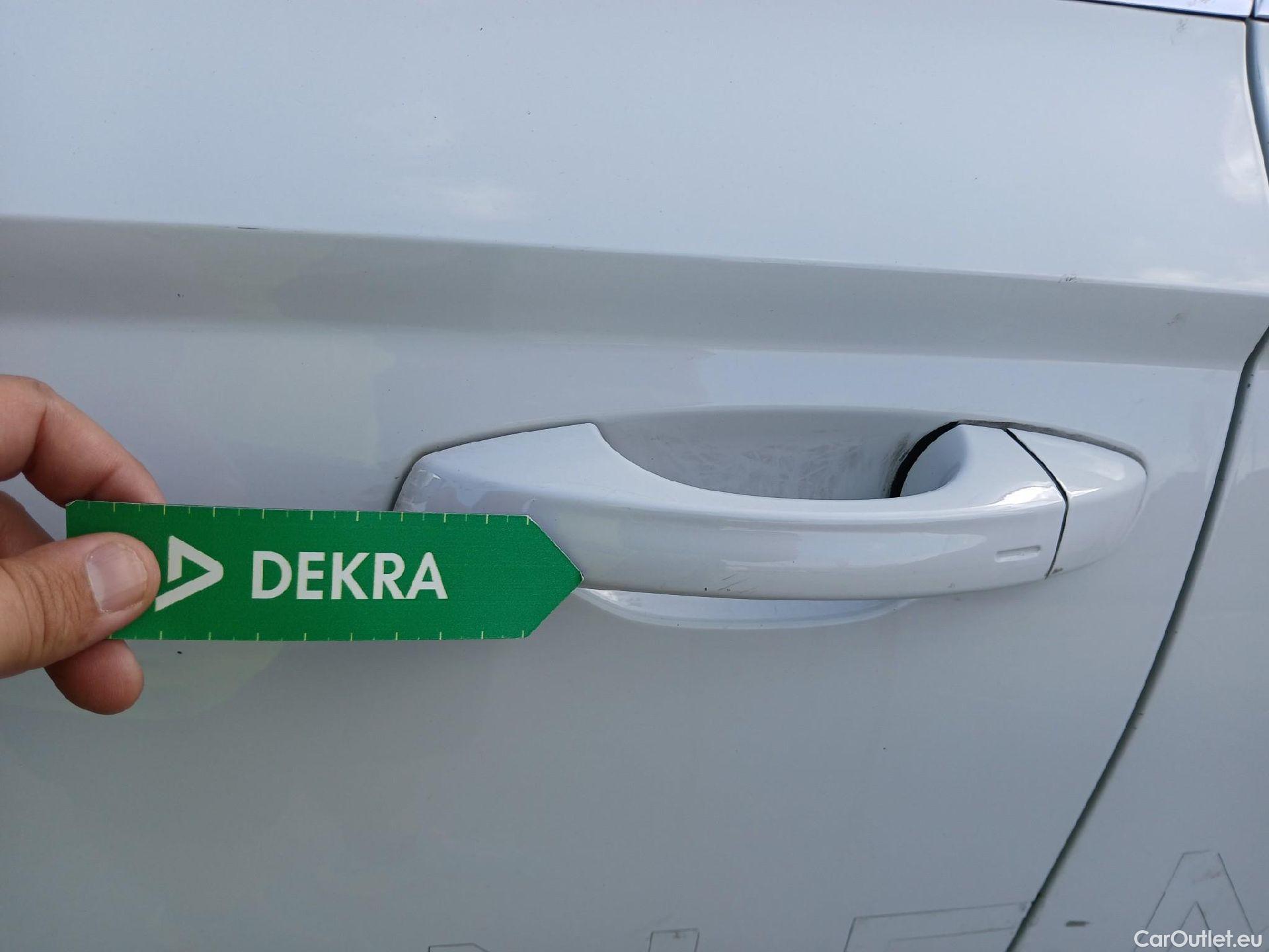  Skoda  Karoq SKODA  / 2021 / 5P / todoterreno 2.0 TDI 85kW (115CV) DSG Ambition #20