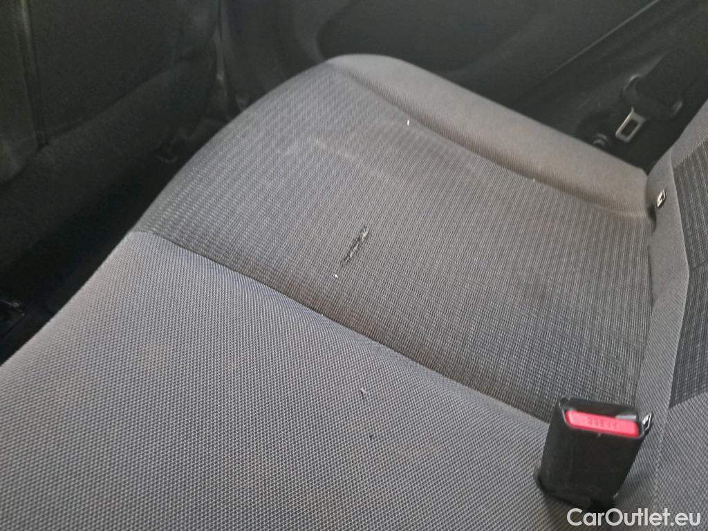  Toyota  Aygo TOYOTA  / 2018 / 5P / minicoche 1.0 70 x-play #7