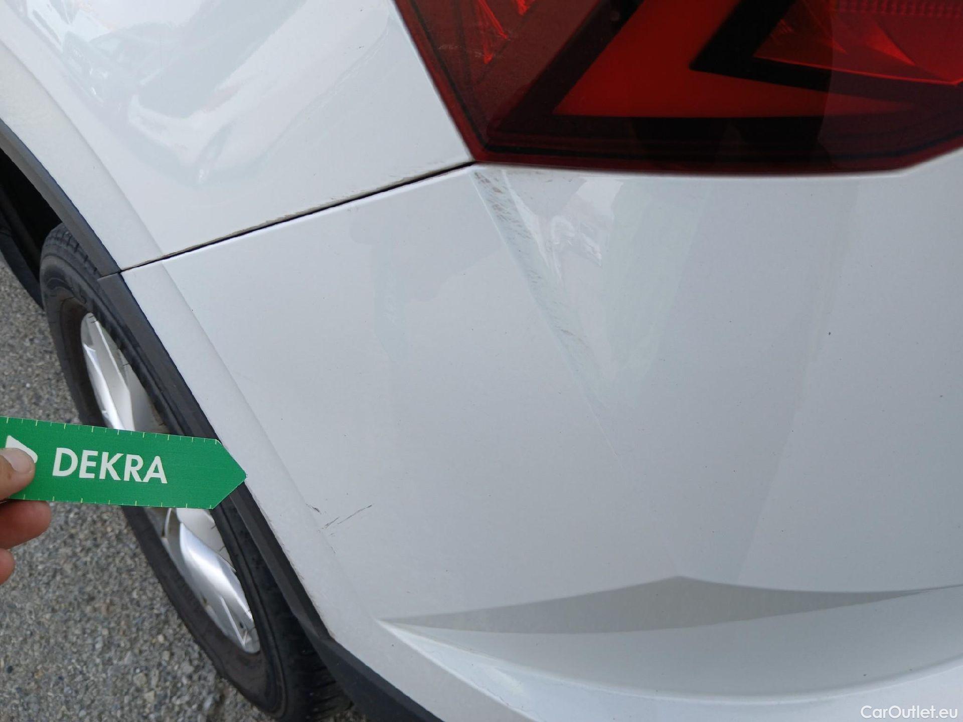  Skoda  Karoq SKODA  / 2021 / 5P / todoterreno 2.0 TDI 85kW (115CV) DSG Ambition #27