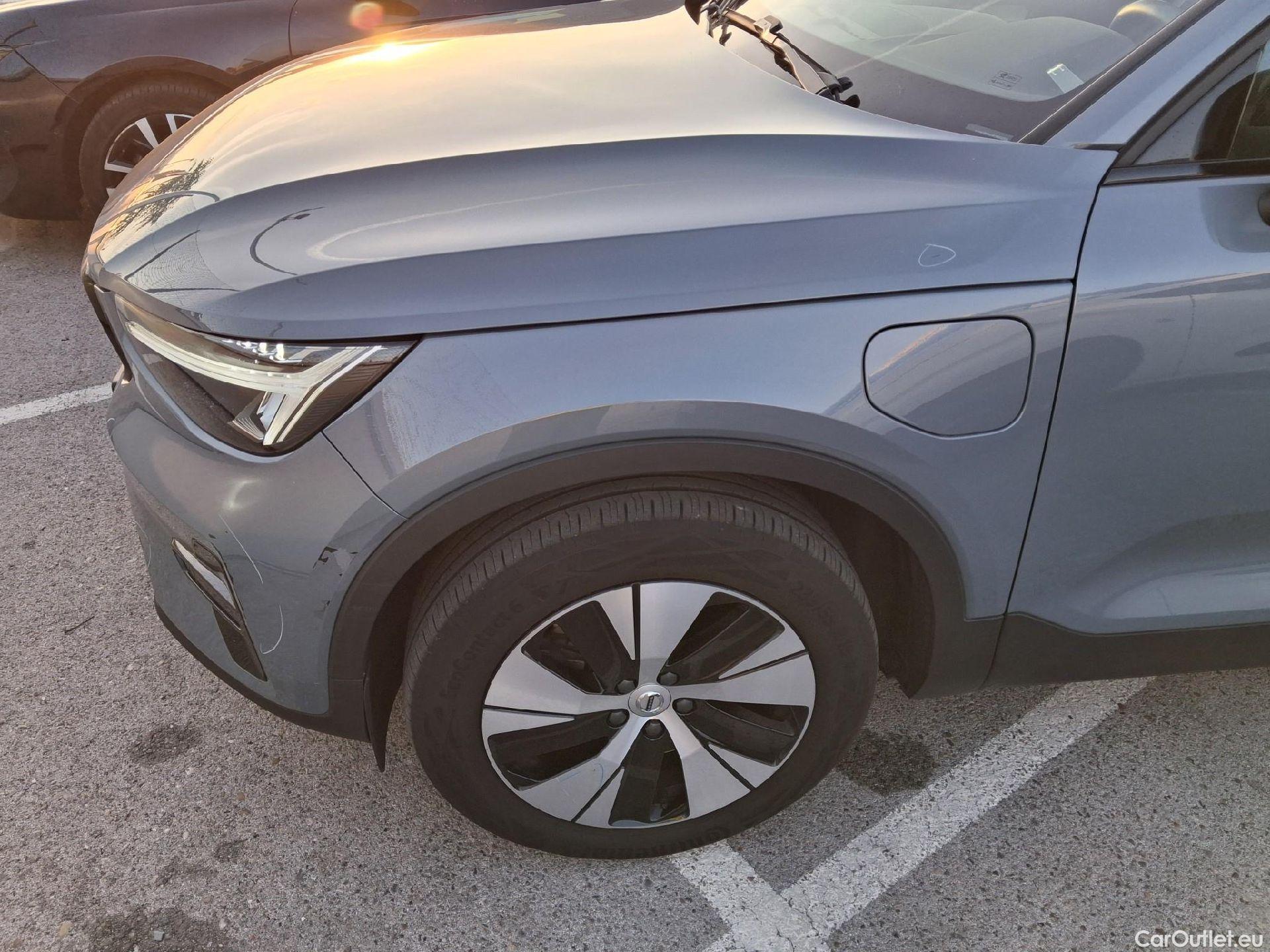  Volvo  XC 40 VOLVO XC40 / 2021 / 5P / todoterreno 1.5 T5 Recharge PHEV Plus Dark Auto #9