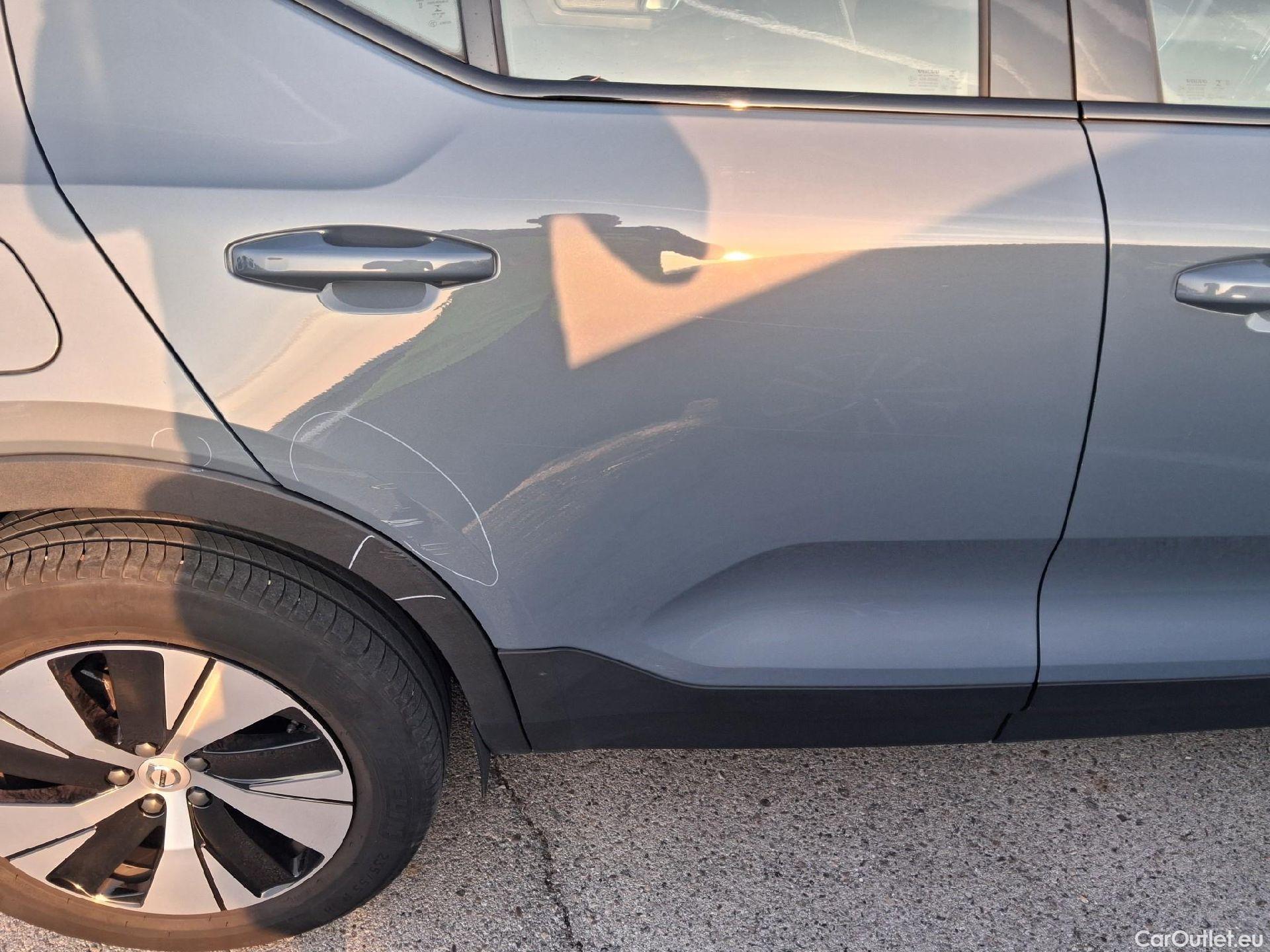  Volvo  XC 40 VOLVO XC40 / 2021 / 5P / todoterreno 1.5 T5 Recharge PHEV Plus Dark Auto #36