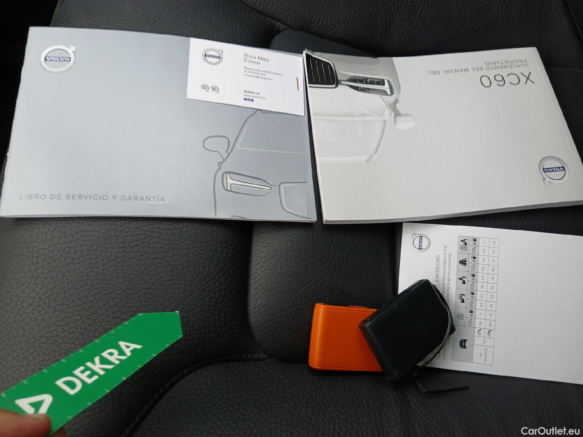  Volvo  XC60 VOLVO  / 2017 / 5P / todoterreno 2.0 B4 D Momentum Auto #1