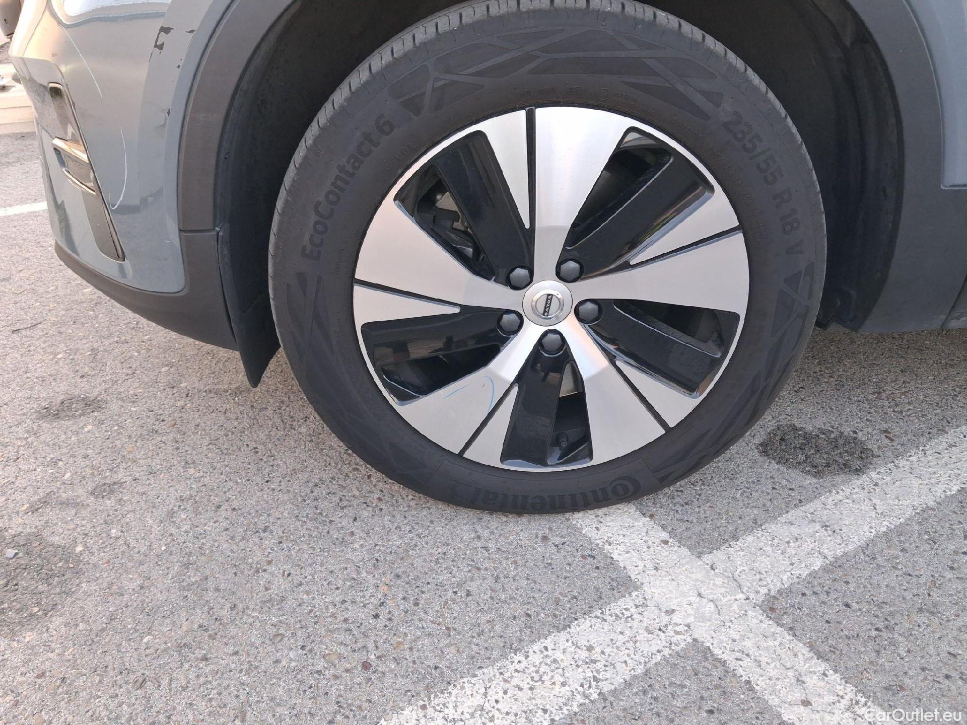  Volvo  XC 40 VOLVO XC40 / 2021 / 5P / todoterreno 1.5 T5 Recharge PHEV Plus Dark Auto #46