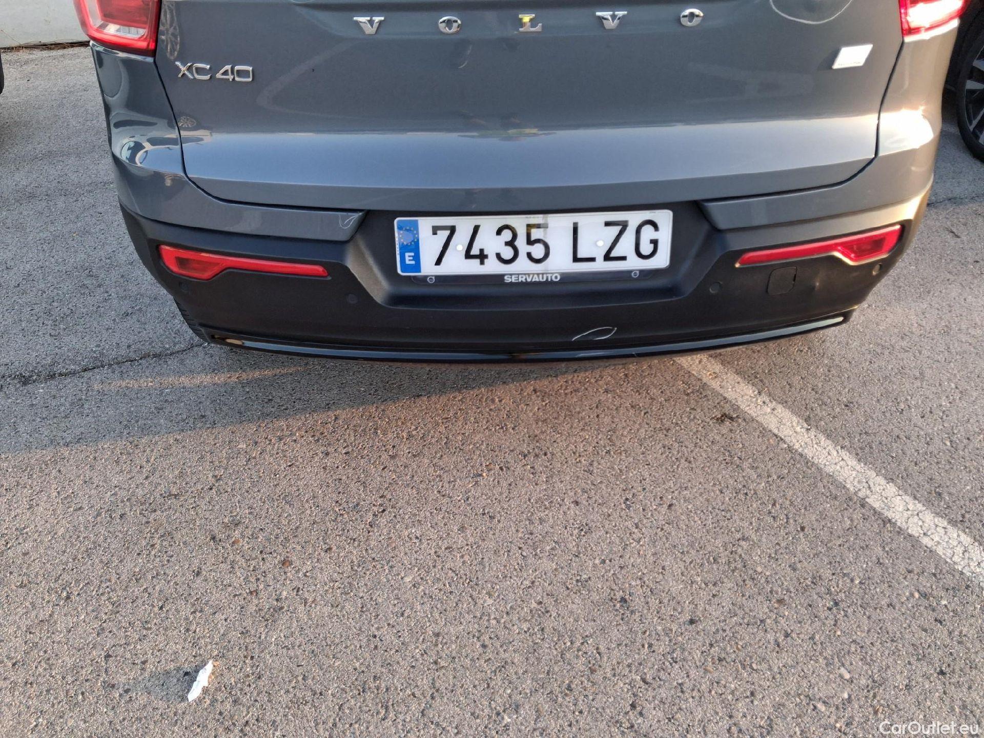  Volvo  XC 40 VOLVO XC40 / 2021 / 5P / todoterreno 1.5 T5 Recharge PHEV Plus Dark Auto #27