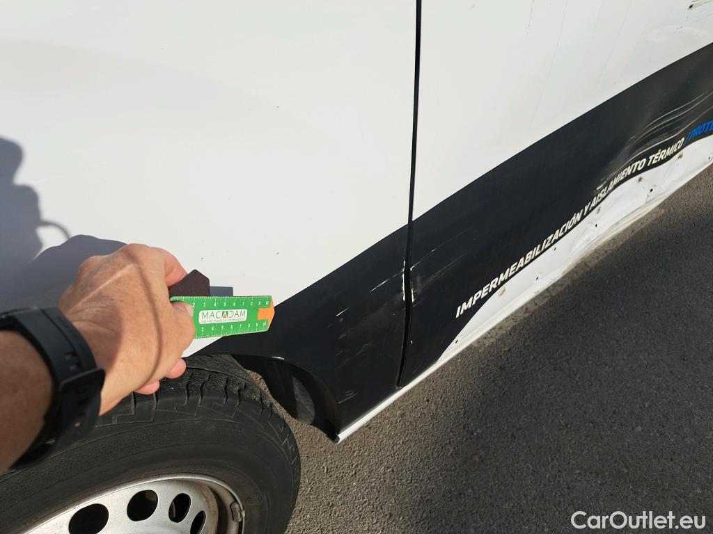  Opel  Vivaro OPEL  / 2019 / 4P / furgón 1.5 Diésel 88kW (120CV) M Std Select #18