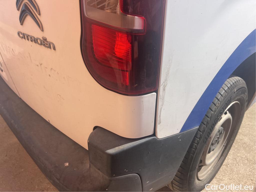  Citroen  Berlingo CITROEN  / 2018 / 3P / furgón derivado de turismo Talla M BlueHDi 100 CONTROL #8